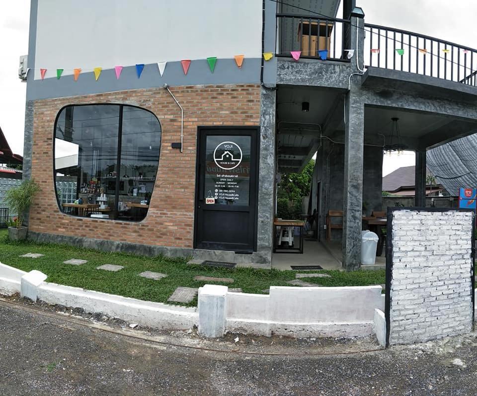 Yoji House And Cafe Hostel Ban Wiang Bagian luar foto