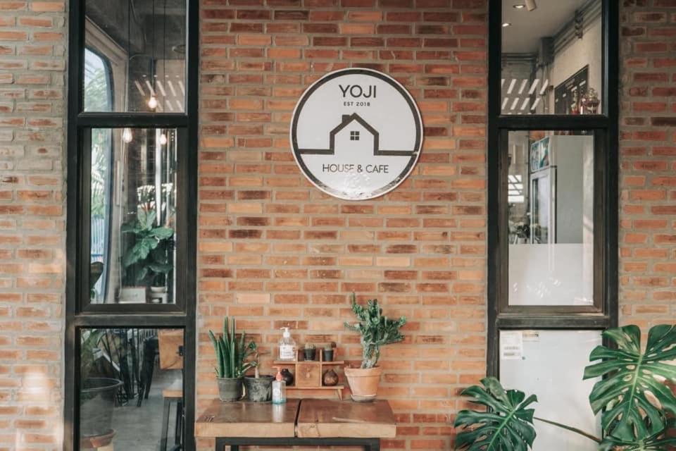 Yoji House And Cafe Hostel Ban Wiang Bagian luar foto