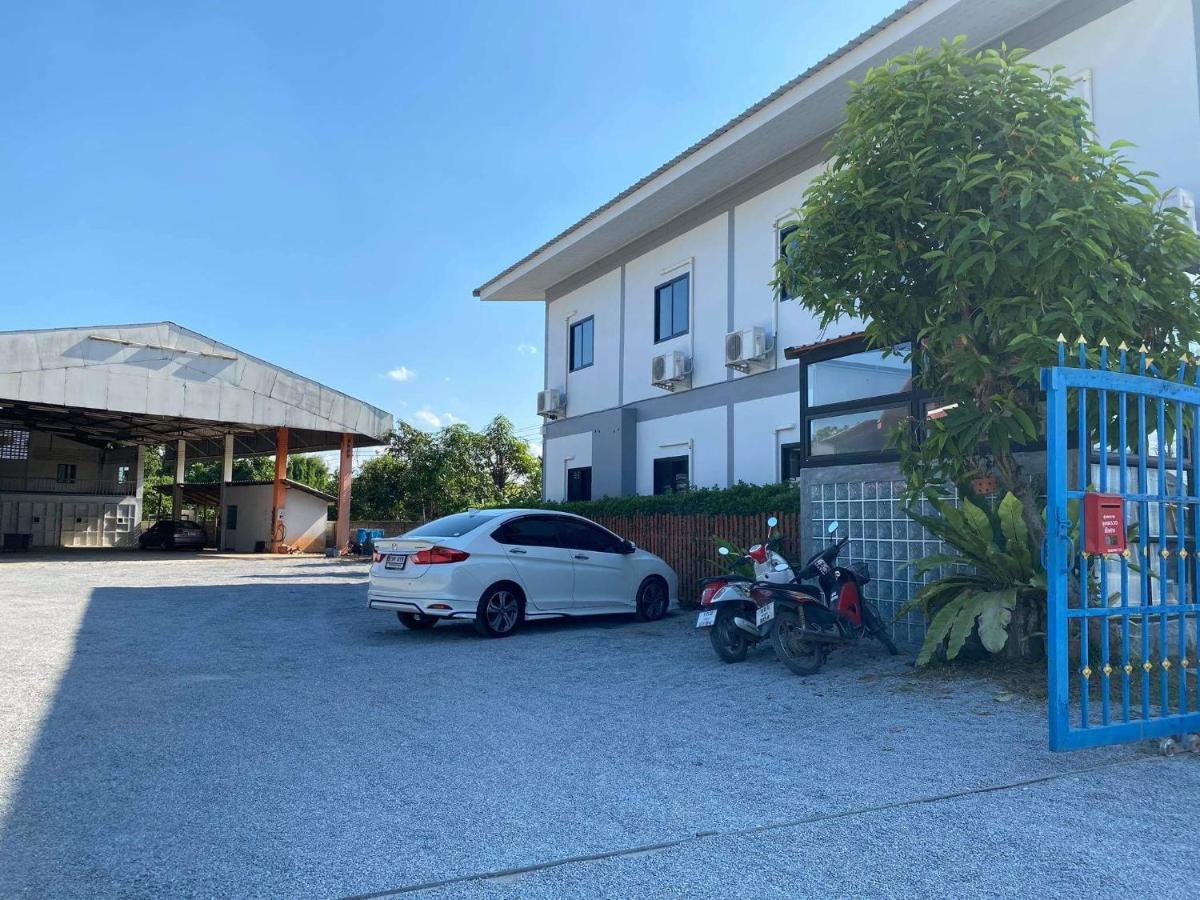 Yoji House And Cafe Hostel Ban Wiang Bagian luar foto